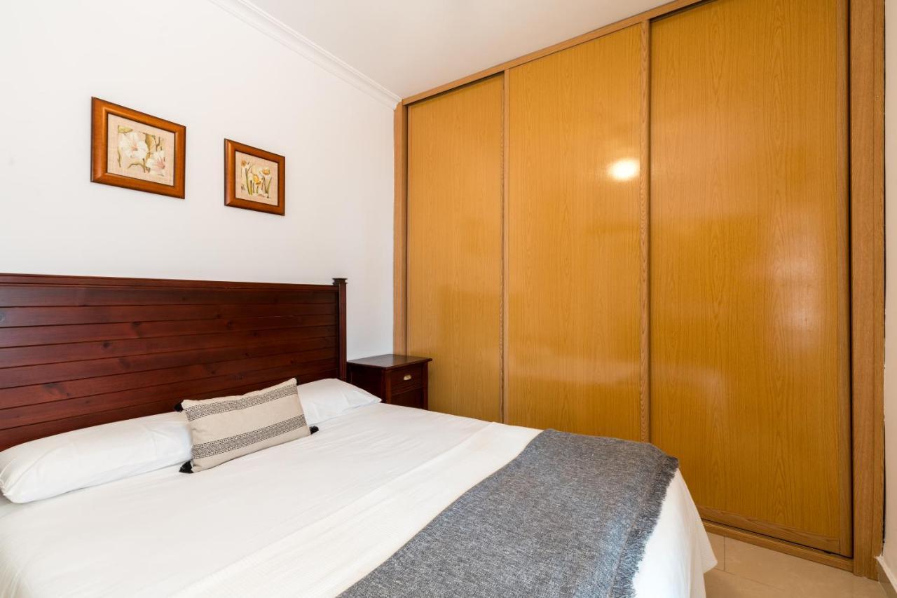 Ferienwohnung Holi-Rent Salado Sevilla Exterior foto